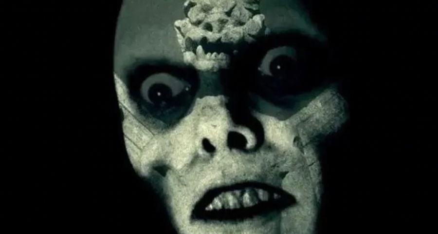 《驅魔人》首映週末票房收入2720萬美元，位居北美週末票房第一。