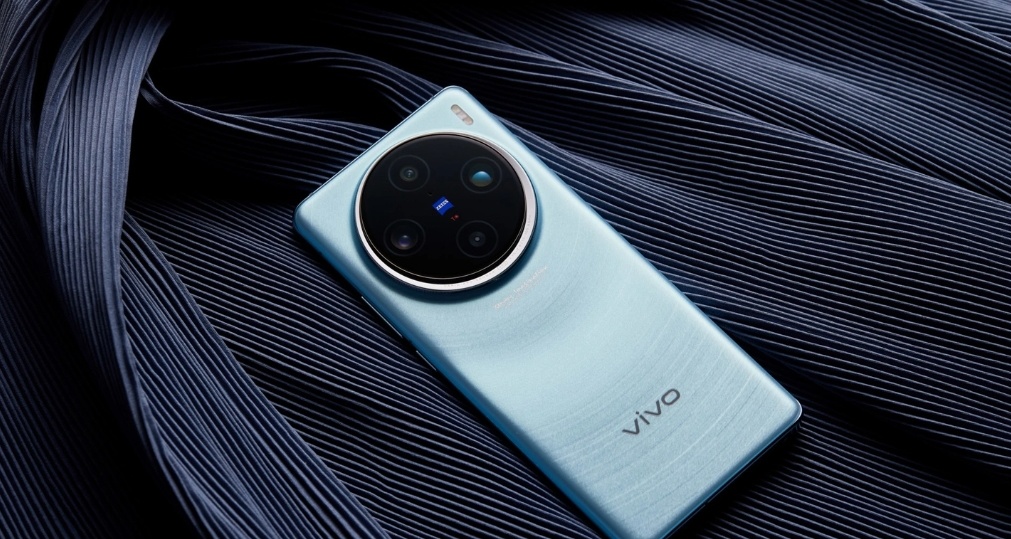 vivoX100Pro+，核心规格定档：2亿大底潜望