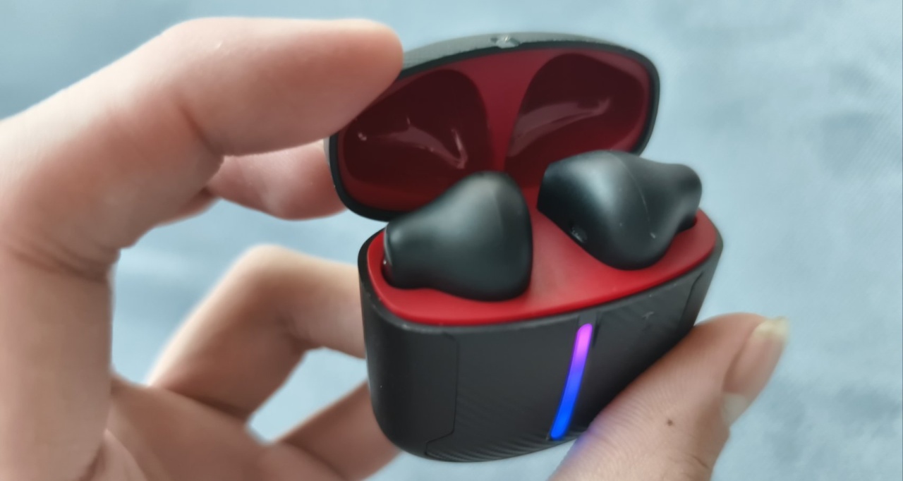 漫步者G2S雷霆版，黑盒首發開箱體驗