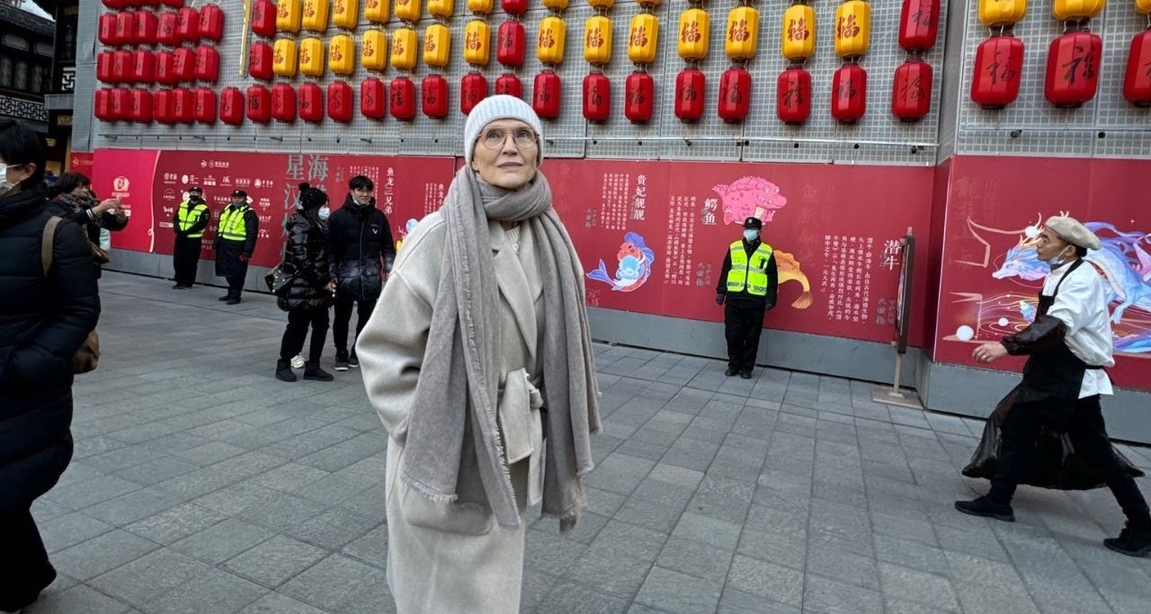 馬斯克媽媽來中國旅遊！附帶語文課本上20個景點！