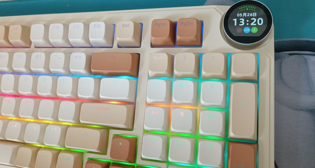 好大的一个手表！会讲骚话的键盘你有见过么?