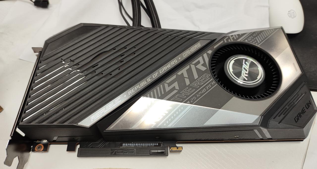 ROG LC RTX3080Ti 水冷猛禽
