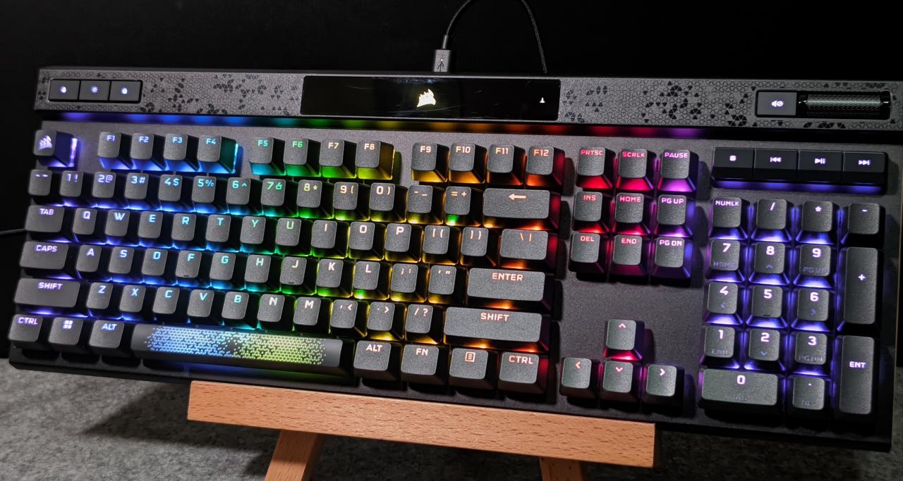 大廠做的磁軸鍵盤表現如何？經典模具海盜船K70max