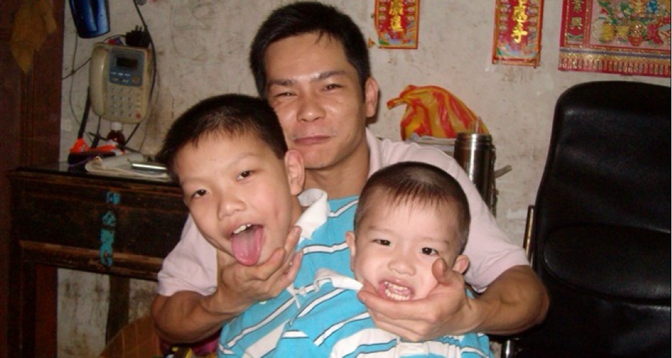 分享一下在爸妈镜头下从小到大的一家子 超长篇