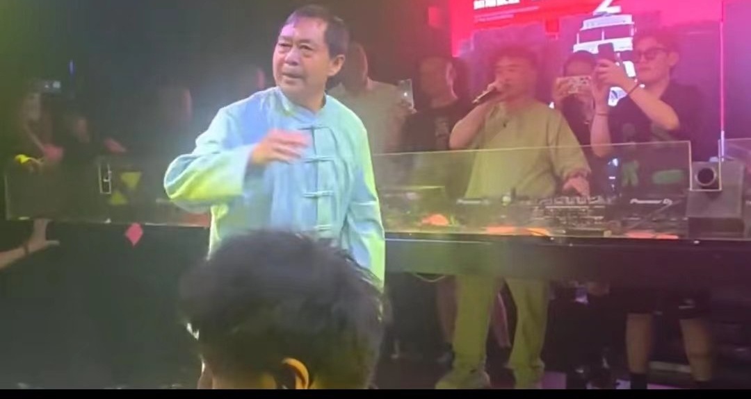 72歲的馬保國，正在成爲夜店頂流