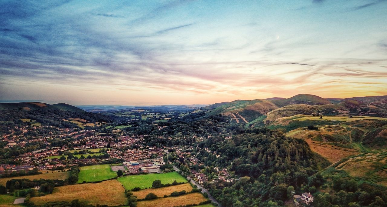 如何在帶英買一包正宗本地魚和薯條