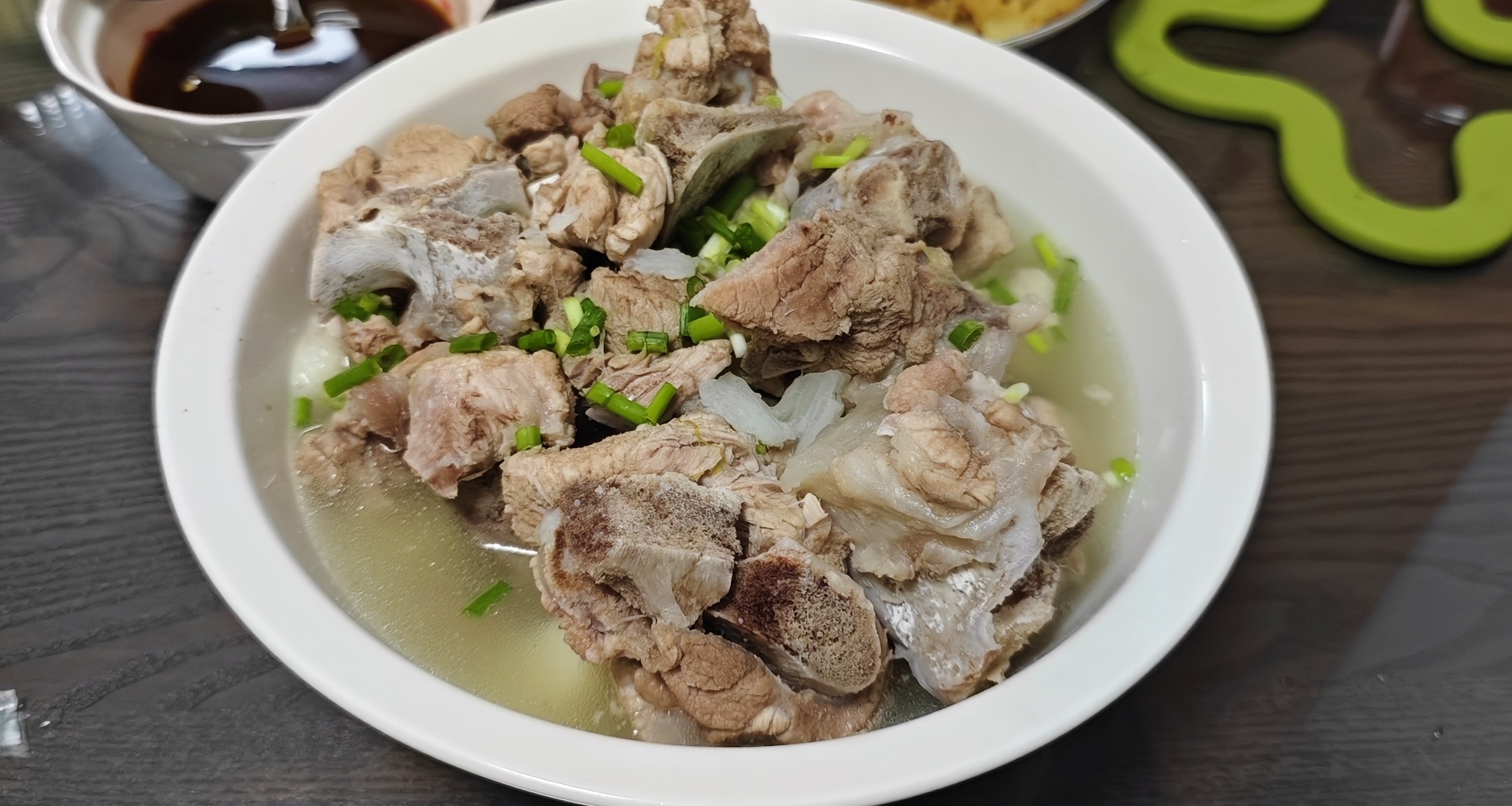 如何製備一餐晚飯，主要是燉大骨頭注意事項（超詳細！！！）