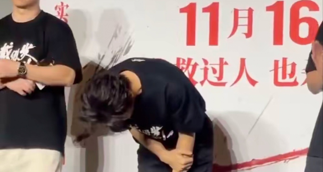 黃曉明刪除與葉珂官宣微博！