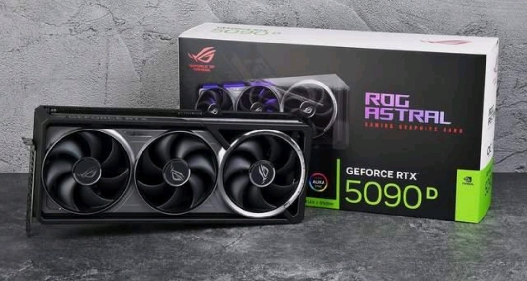 華碩ROG趣聞：論如何將主板插在夜神RTX5090上