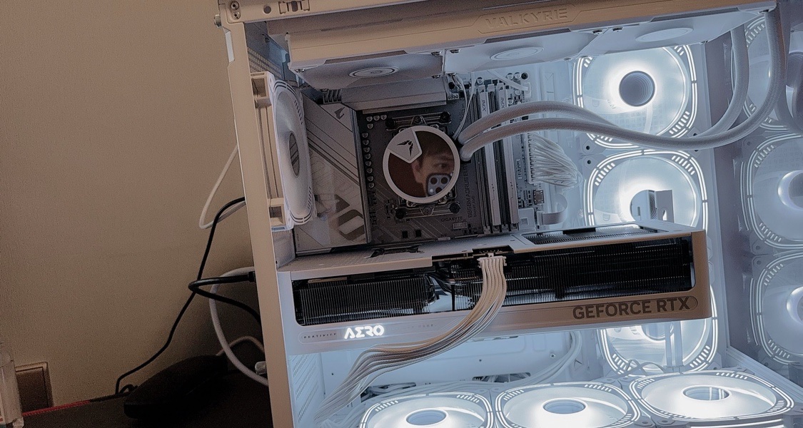 5070ti 雪鹰安稳落地