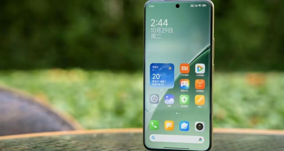 小米15SPro：大電池+玄戒芯片+UWB，旗艦技術突圍