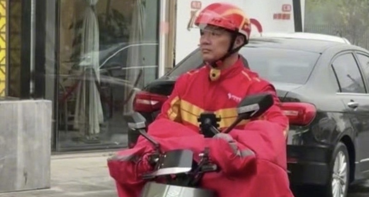 刘强东送外卖送上瘾了？骑士排行榜第一名刘*东!