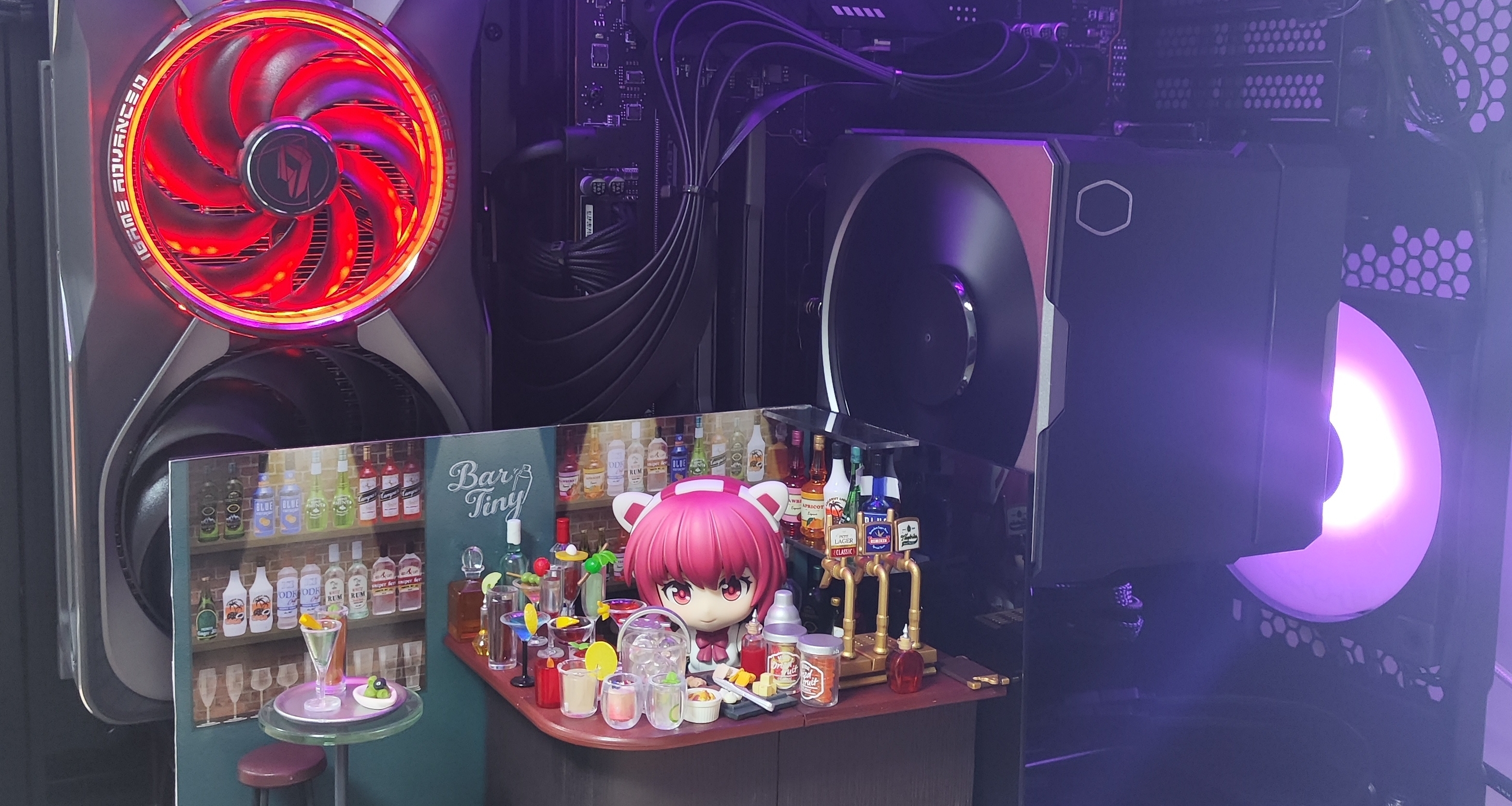 酒保行動主題主機完成了！！！