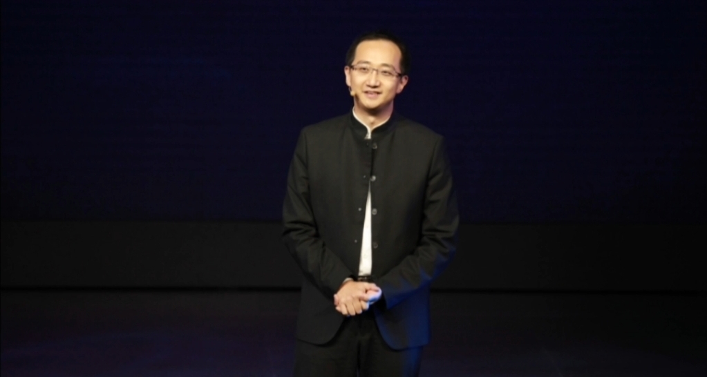 馮驥向結束高考的學子分享三條實用人生建議 安利自己的母校