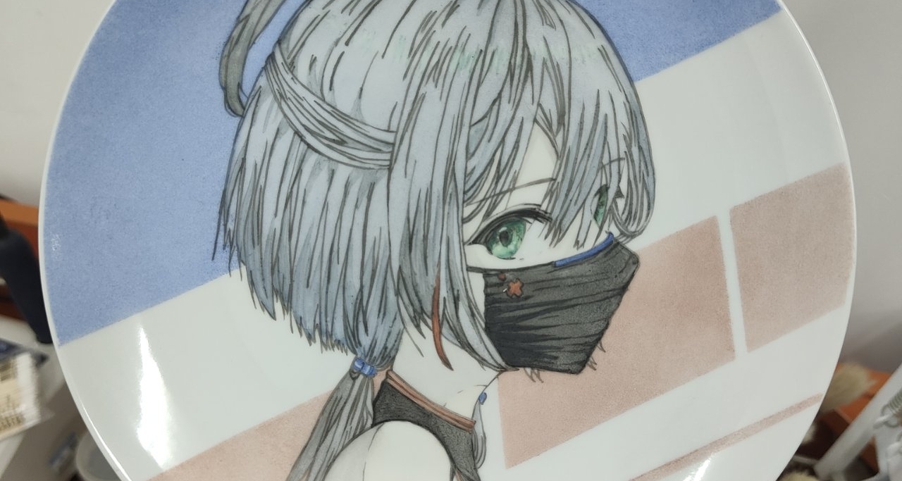 画了个洛天依