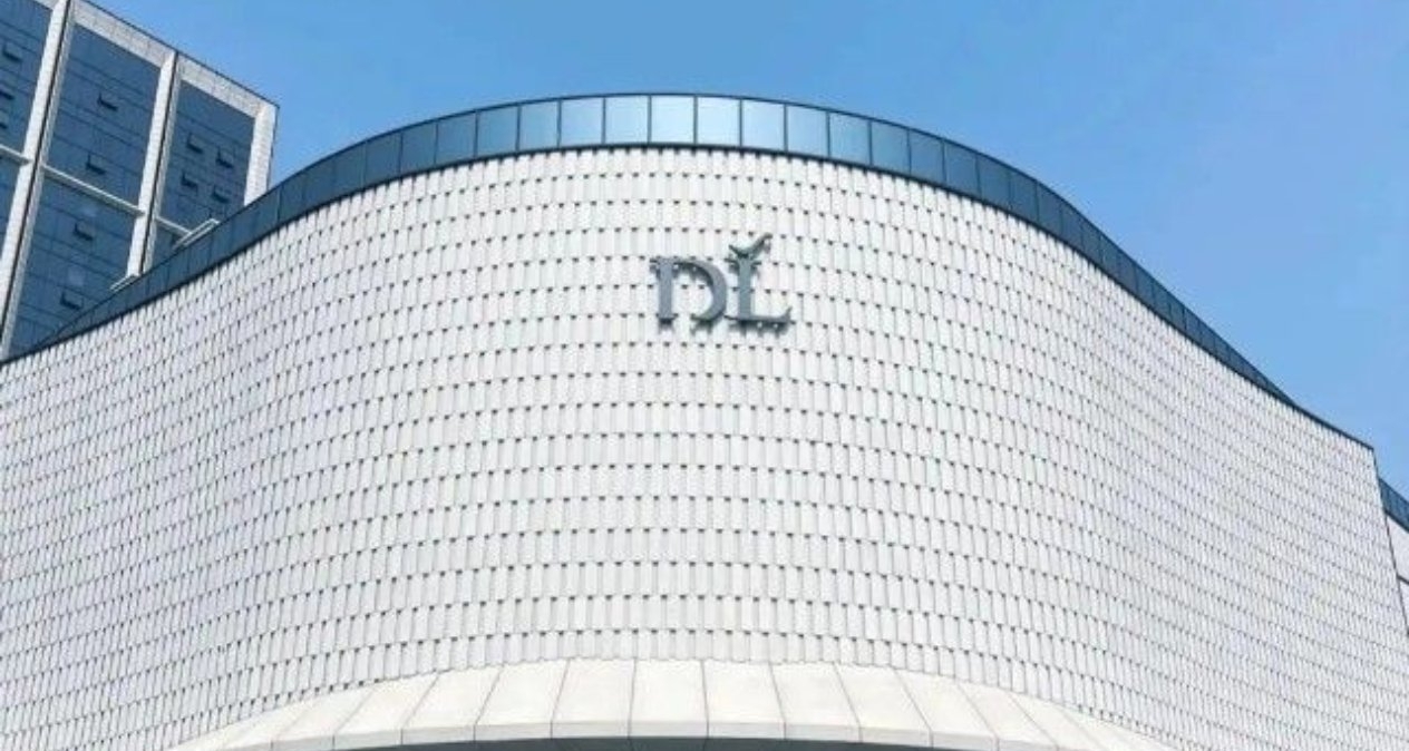 胖東來招聘爆火！保安保潔需本科學歷引8.3萬人投遞