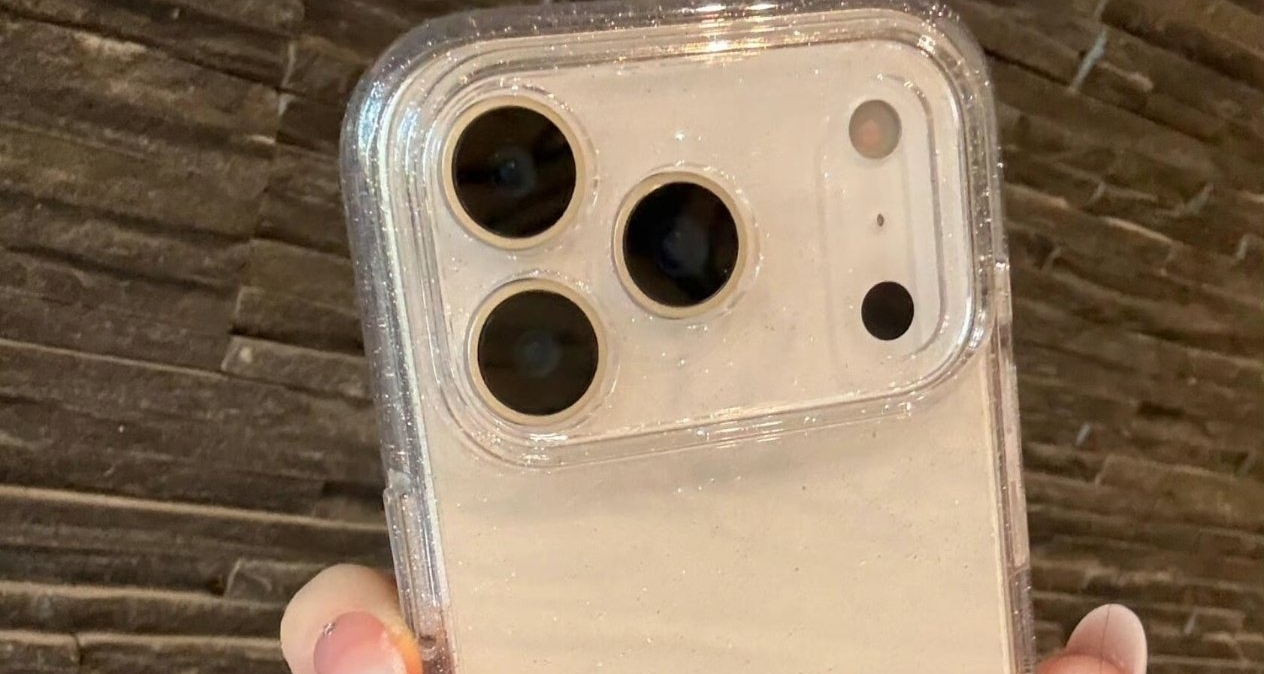iPhone 17 Pro外观设计引热议，“丑”上微博热搜！