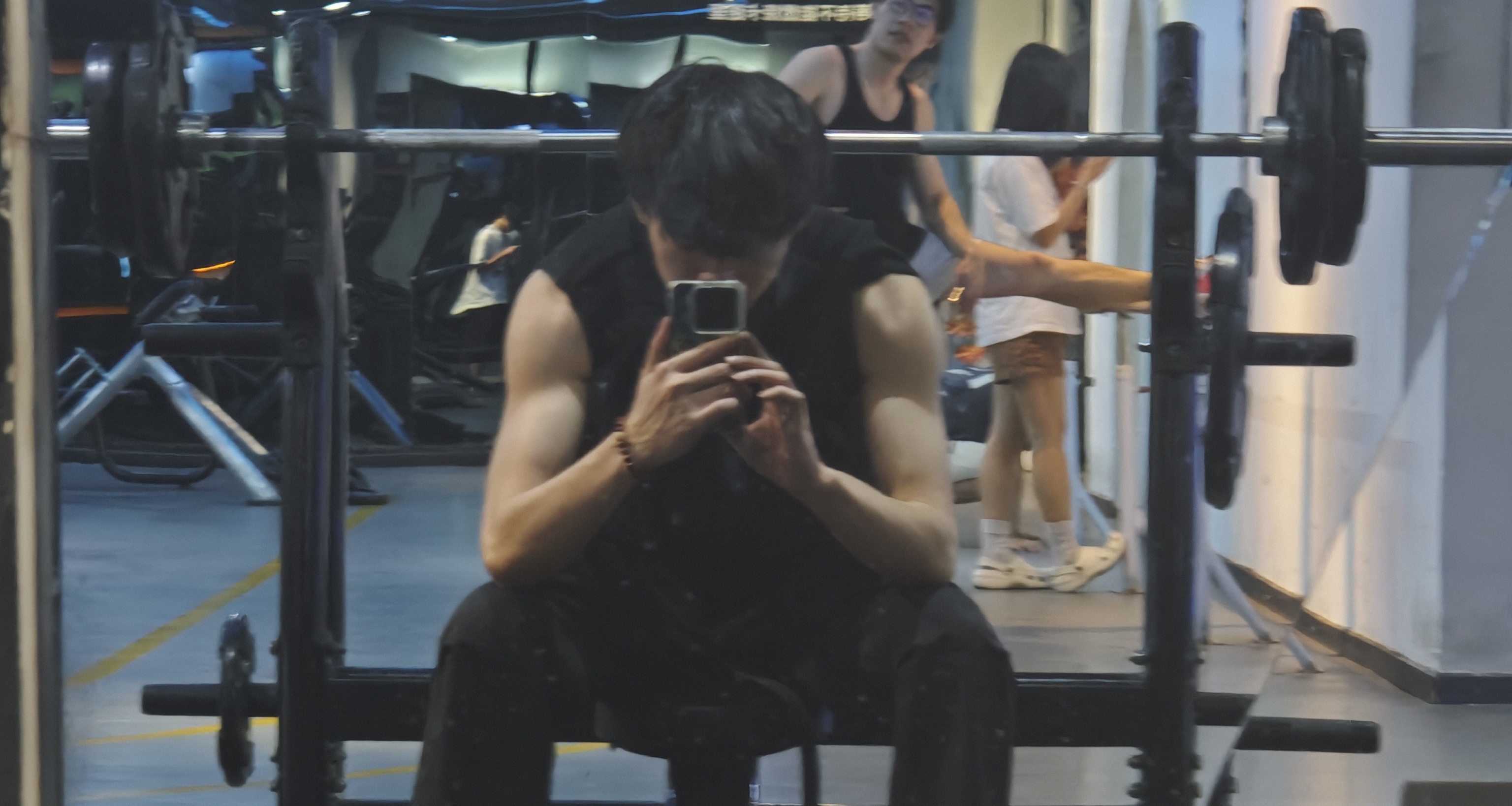 一名小瘦子的一点点增肌经验（一）