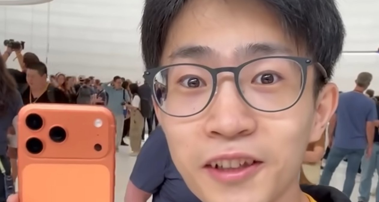 何同學盛讚iPhone 17 Air手感：像放大版iPod touch