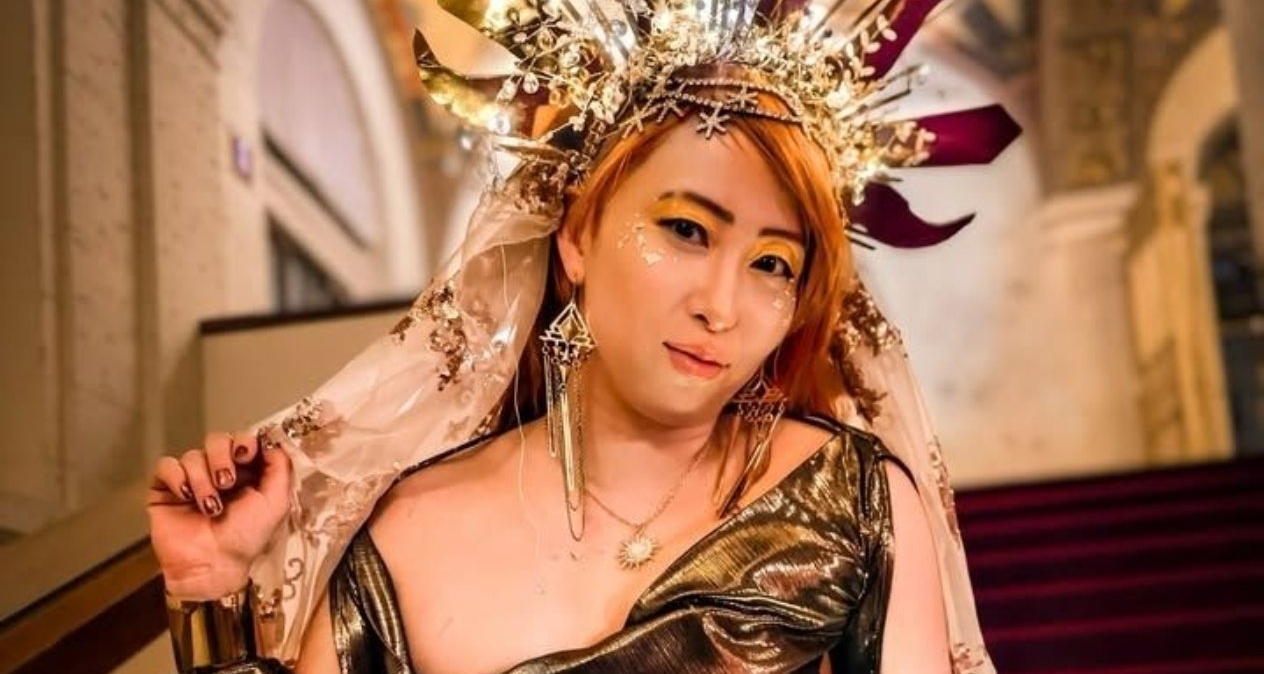 《羊蹄山之魂》女主演员晒化妆舞会照，夏日郁结一扫而空！