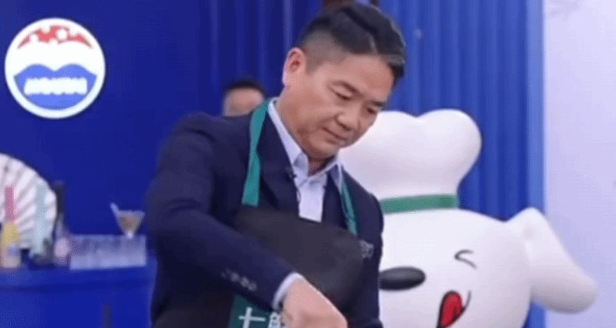 刘强东呼吁媒体:我的负面报道该写就写 我从来不生气还会去看！