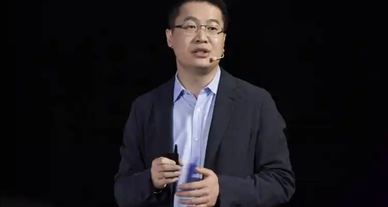 盧偉冰回應小米員工買蘋果手機：這是自由！我也買了2T版本！