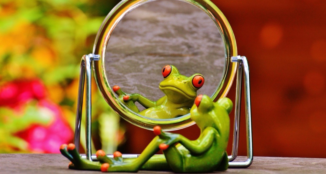 镜子真的“左右颠倒”了吗？