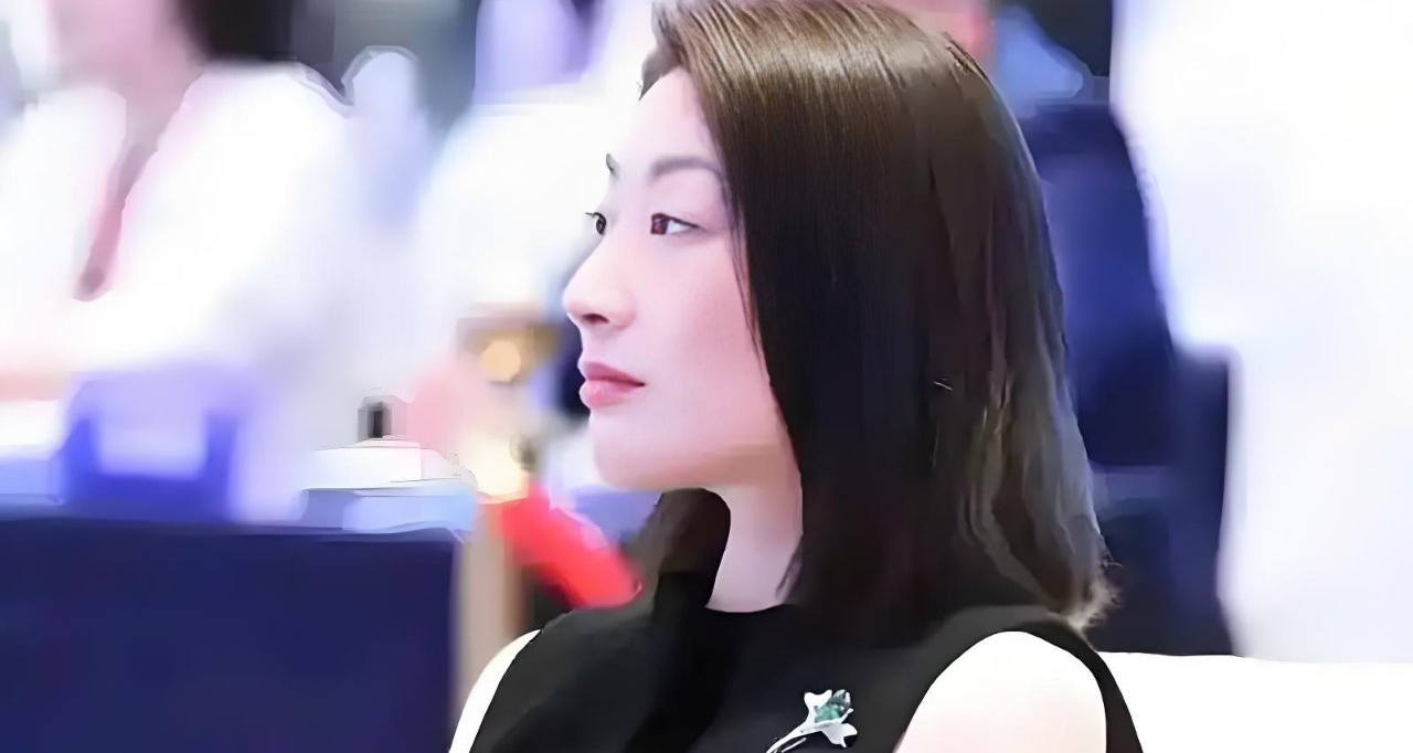 宗馥莉已辞去娃哈哈集团有限公司法人代表、董事及董事长相关职务