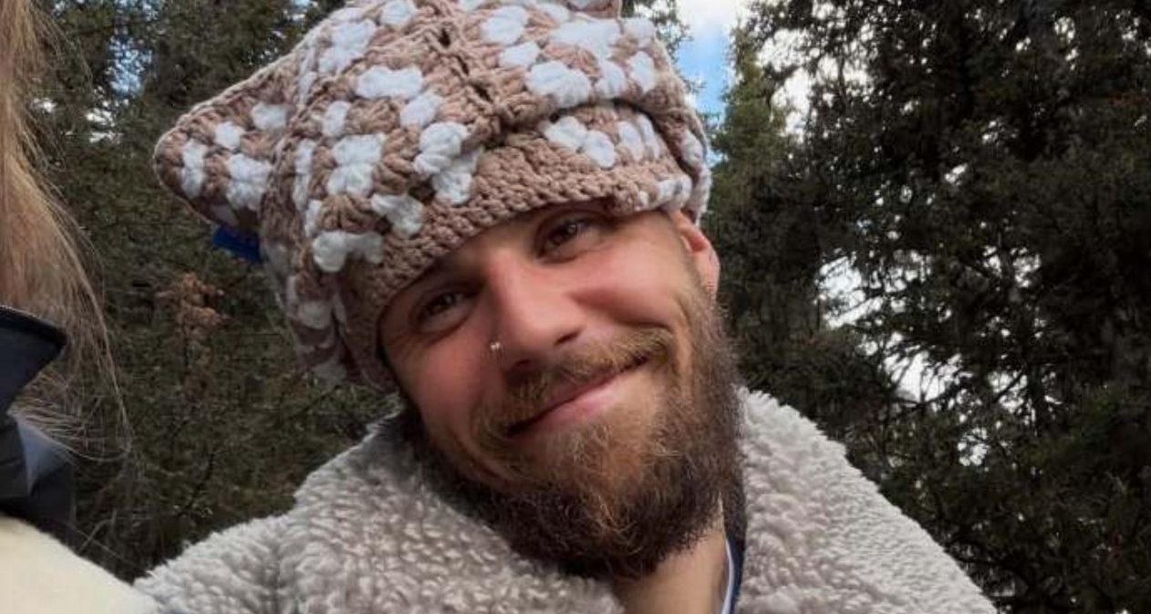 贾斯汀·比伯新造型曝光！络腮胡搭配毛线帽流浪风十足