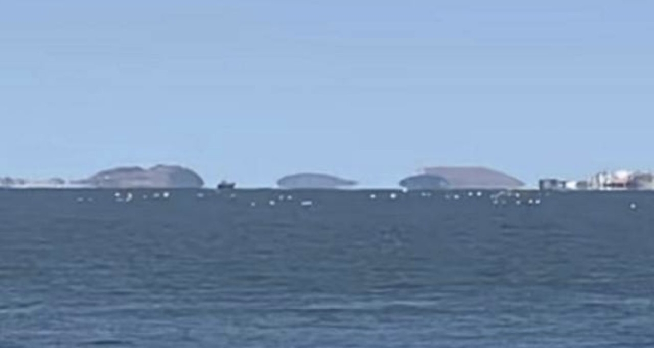山東長島現“海滋”奇觀，島嶼船隻懸浮半空如科幻大片