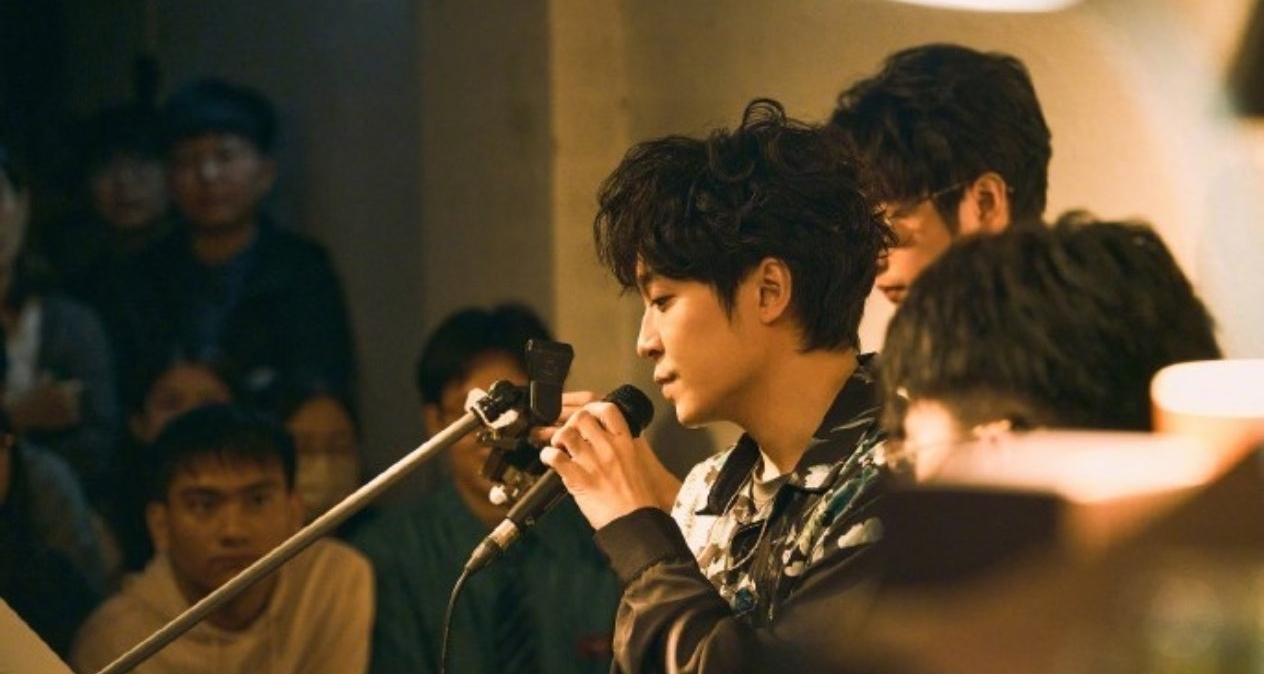 吳青峯宣佈明年暫停公開活動，稱“正常收入夠我用一輩子了”