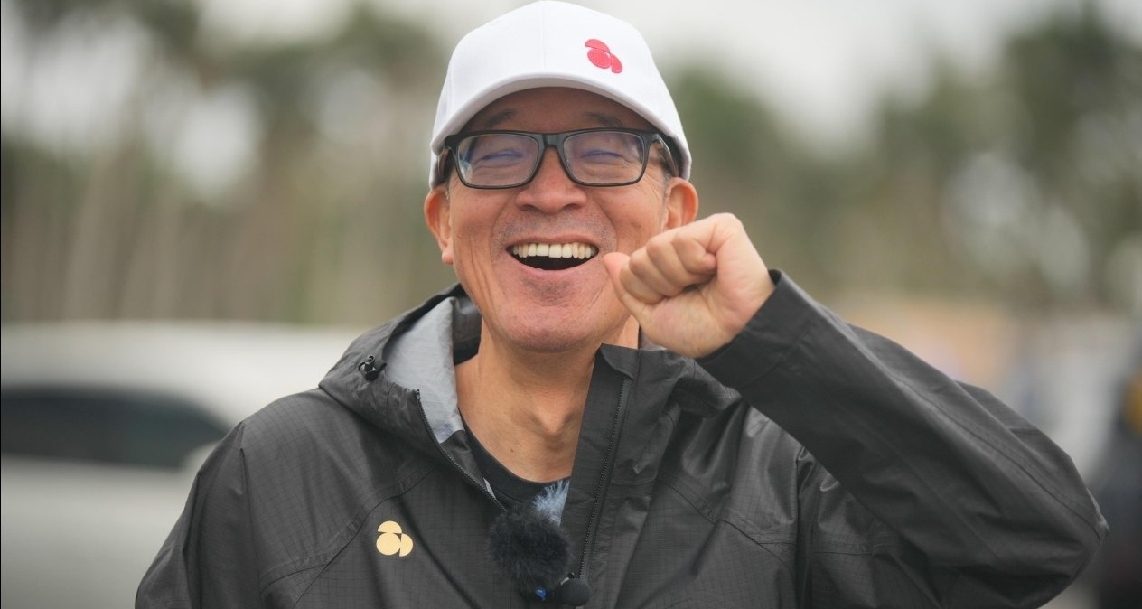 俞敏洪回應用員工血汗錢旅遊：我熬夜不比你少！老闆也在拼命！