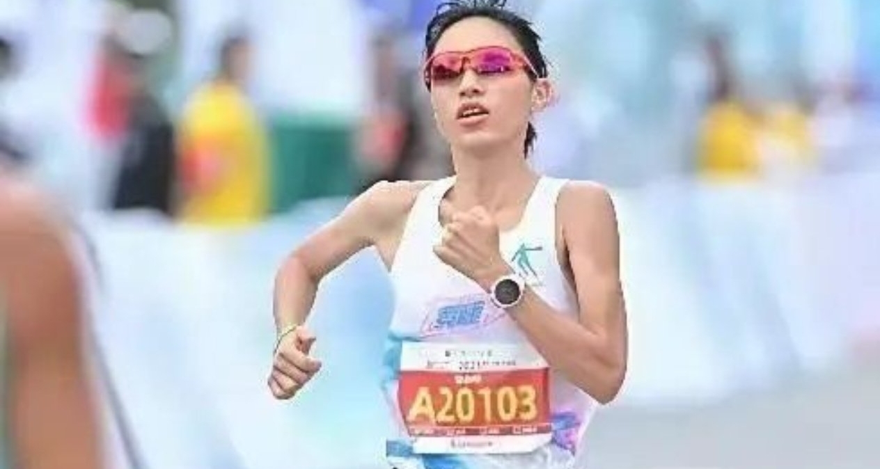 “最快女护士”张水华破纪录再夺全马冠军，赛后致谢领导朋友