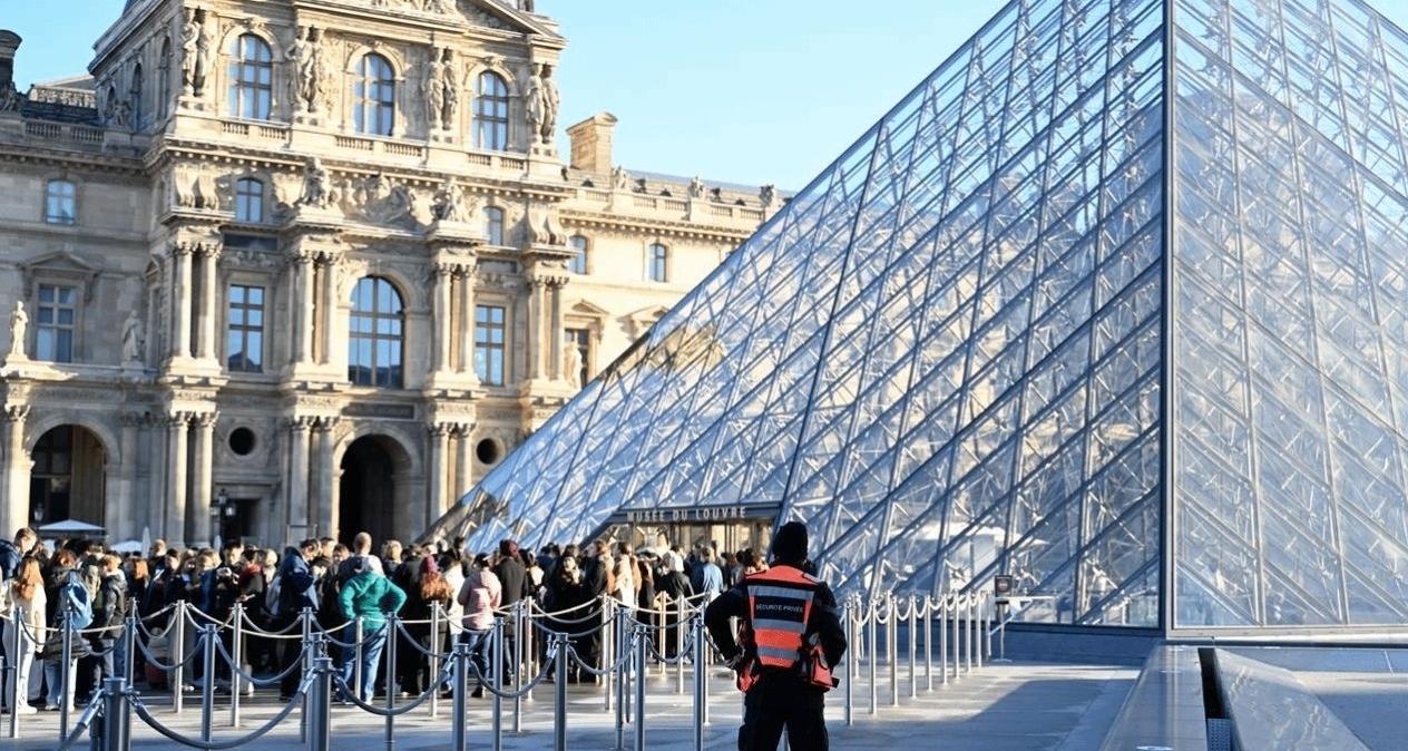 卢浮宫劫案4名现场嫌犯全部落网，但8件珍宝一件没找到！