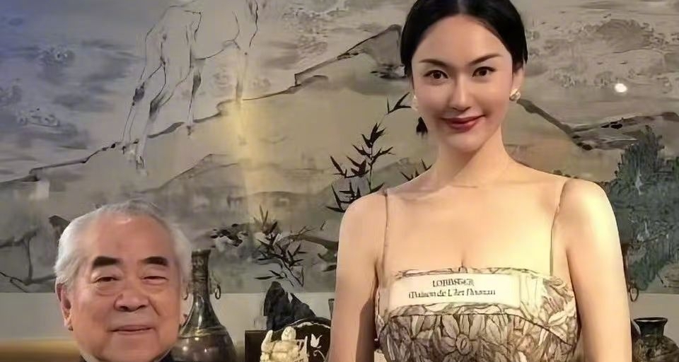 87歲高齡書畫家，老來得子，並宣佈與繼子女兒斷絕關係，