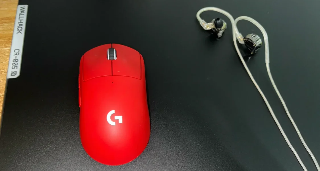 玻璃鼠標墊是FPS神器還是妥妥智商稅？