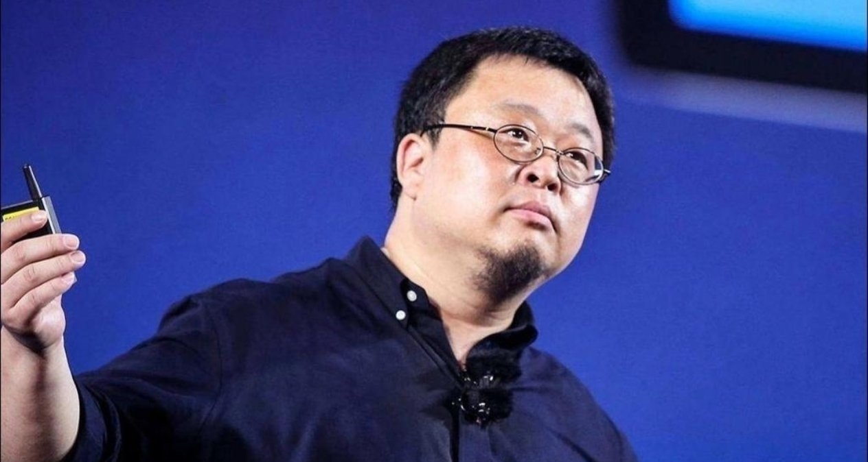 罗永浩吐槽上海电信千兆宽带实际不足百兆，表示快要疯了