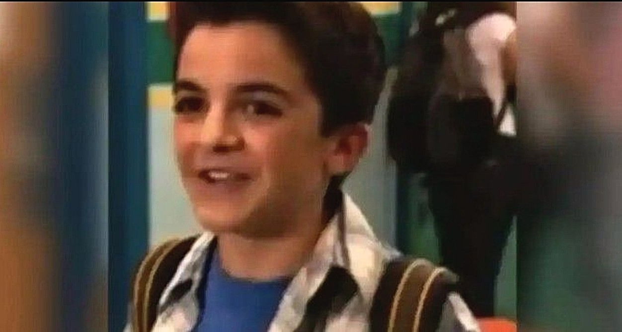 美国前童星流落街头衣衫褴褛，母亲拒绝众筹