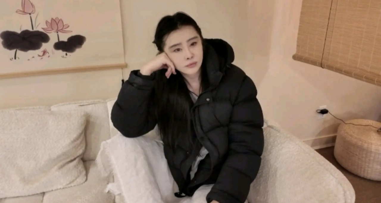 王祖贤晒照送圣诞祝福，王祖贤吧真有王祖贤！