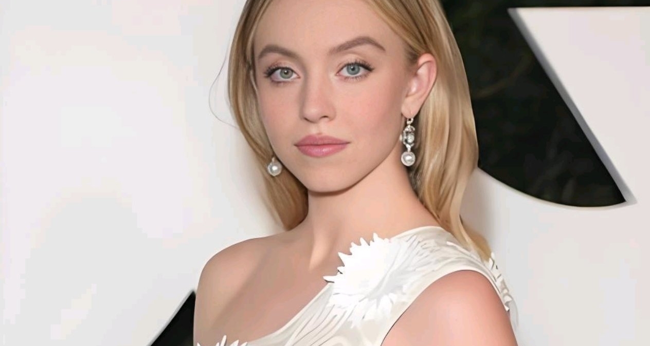 悉尼妹新恋情曝光！被传约会AC米兰球星普利希奇