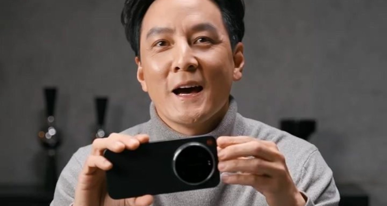 吴彦祖开箱小米17 Ultra徕卡版，眉飞色舞赞叹徕卡设计