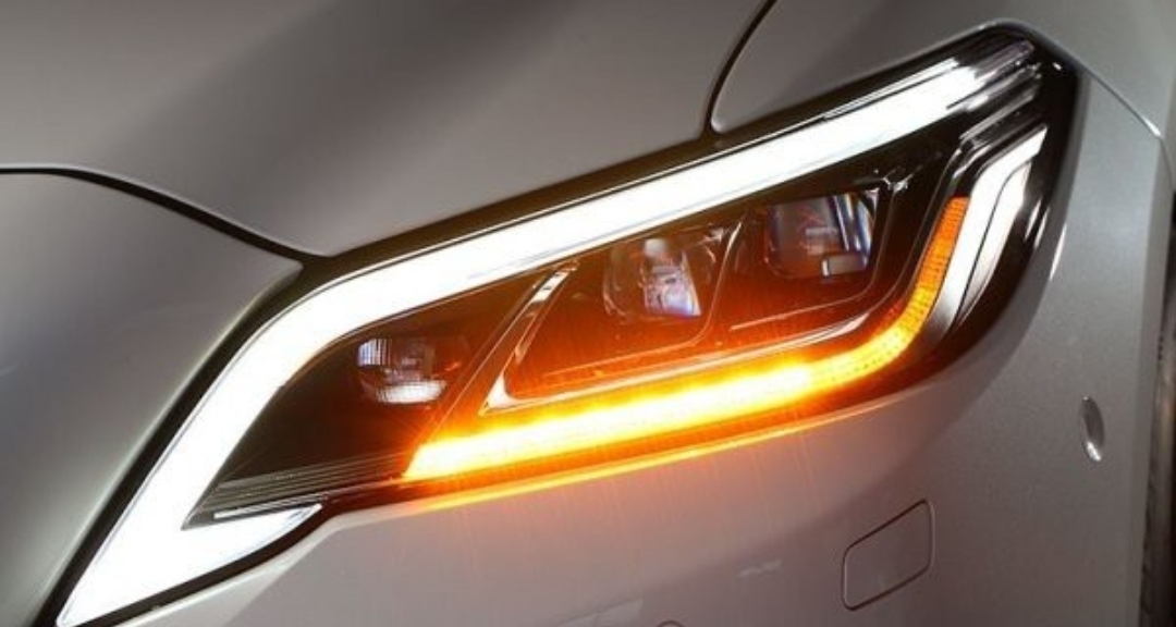 日本網友吐槽“不理解打轉向燈意義，尤其是白天”，引起熱議