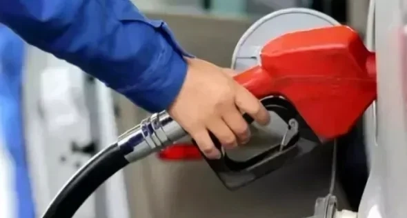 跌幾分叫暴跌，漲一塊叫微調，油價最新調整：3.23預計調價漲1塊