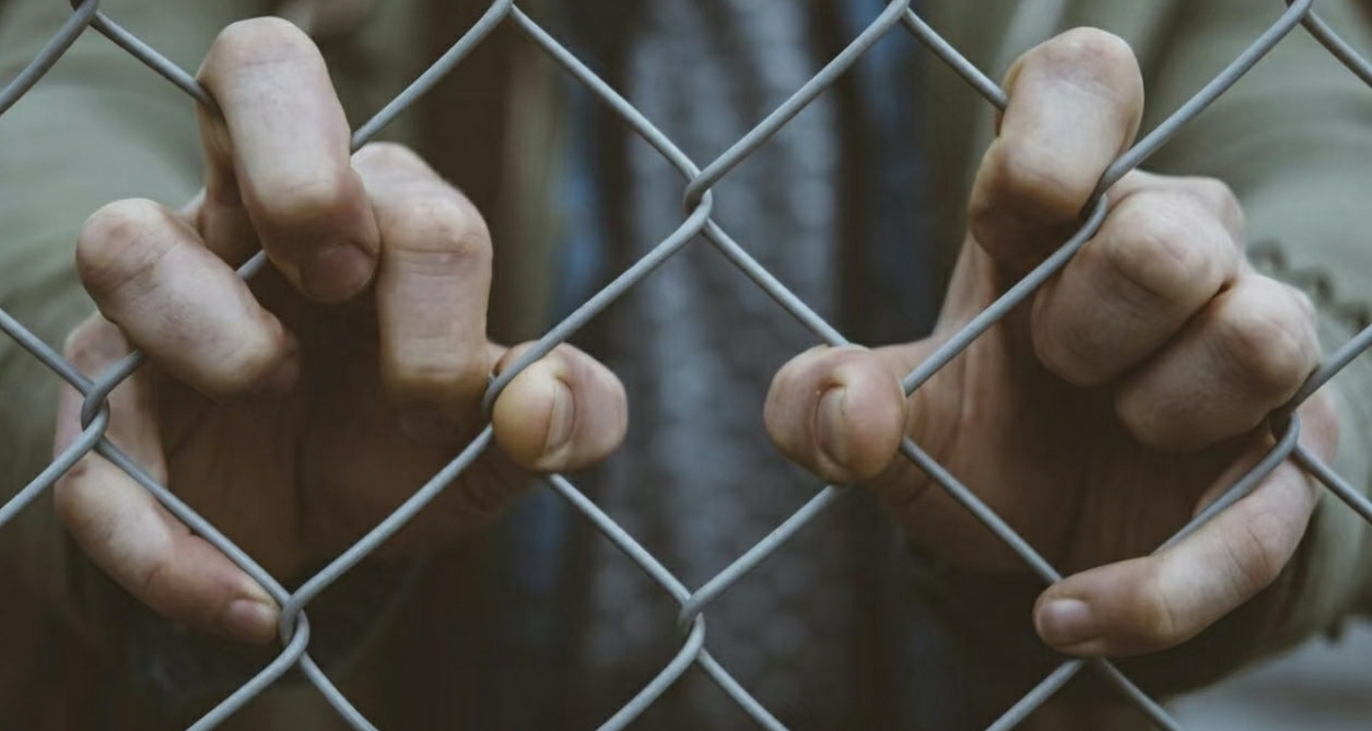 “造謠一張嘴，闢謠跑斷腿”