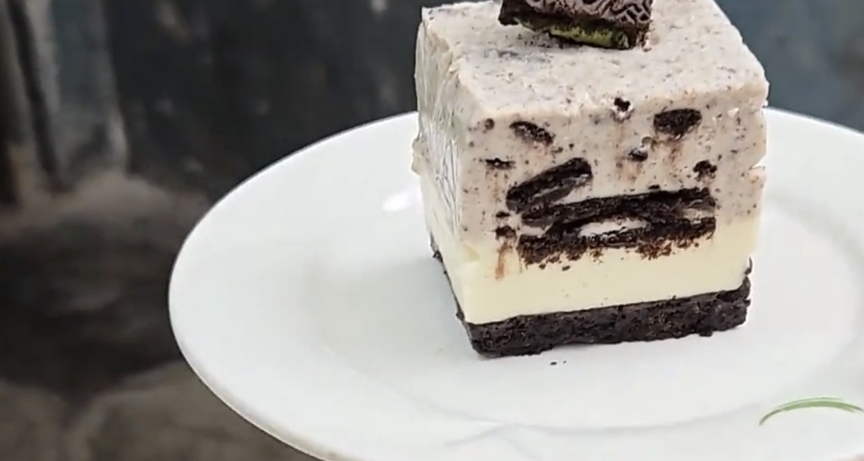 沒有烤箱沒有打蛋器，我在宿舍愣是做出了這個