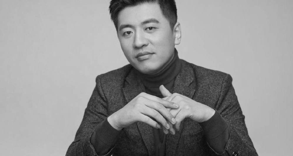 張雪峯確認去世：蘇州峯學蔚來教育科技有限公司發佈訃告