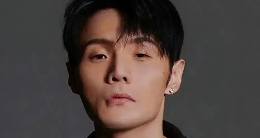 李榮浩微博名場面精選，一個把微博玩成朋友圈的音樂人