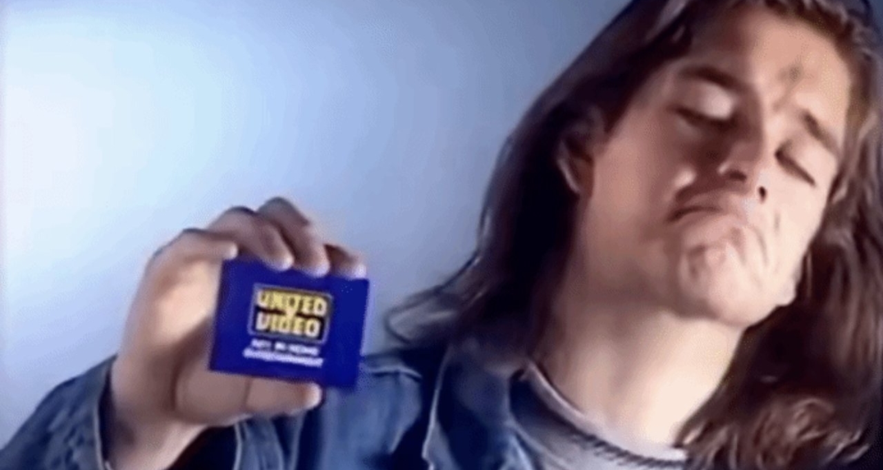 安東尼·斯塔爾20歲青澀廣告被翻出，從PS租賃少年到“祖國人”