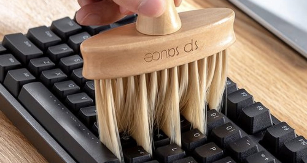 12年机械键盘从“泥潭”变新，清洁设备也是清理思绪