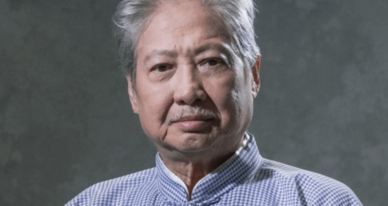 洪金寶晚年生活曝光：輪椅柺杖成日常，網友嘆“歲月不饒人”